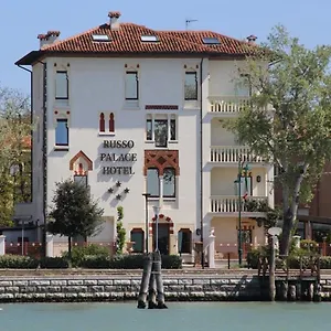 russo-palace.hotelslidodijesolo.com/